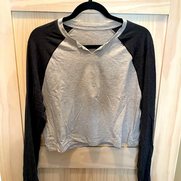 lululemon athletica Tops - Lululemon Cropped Mens Long Sleeve